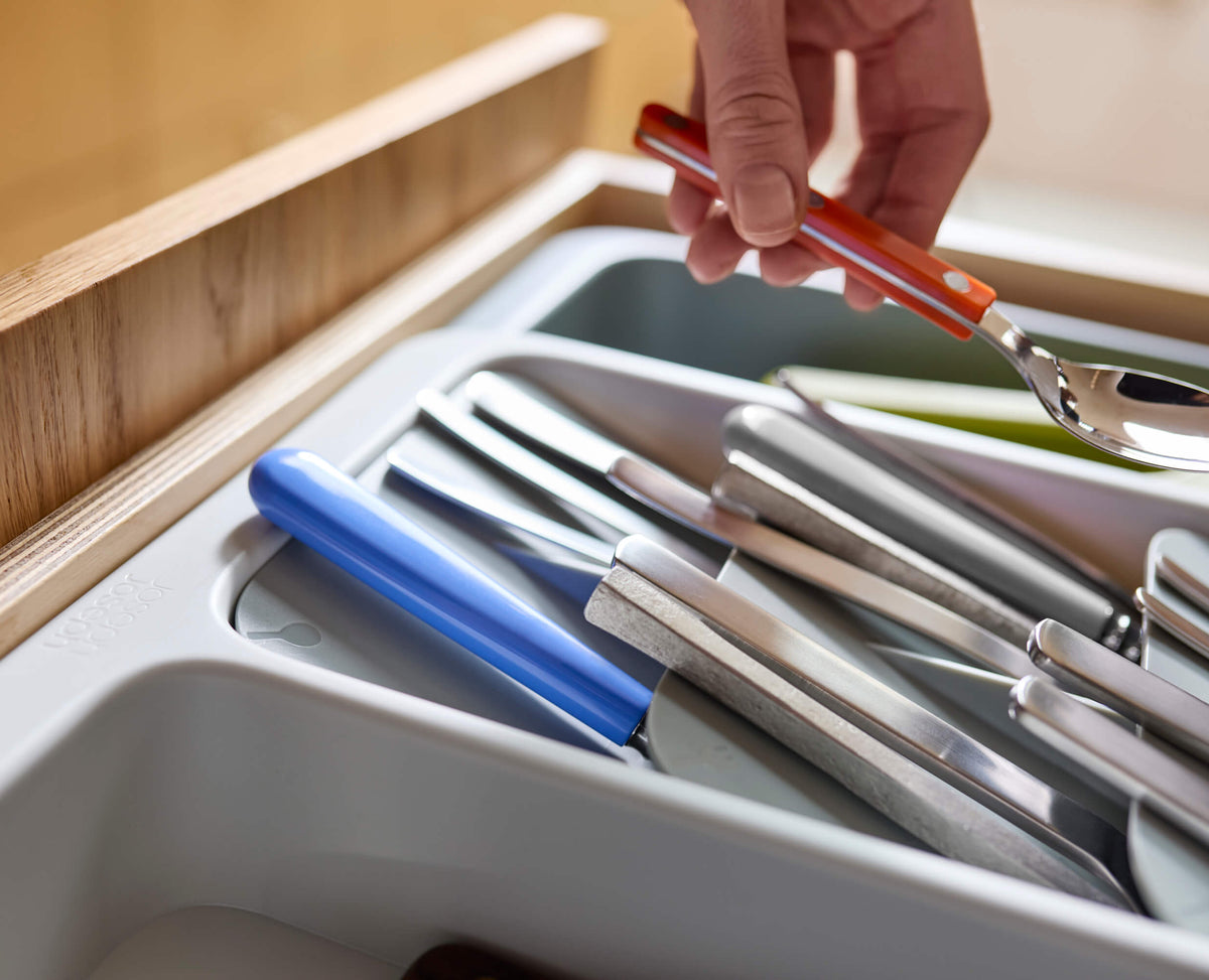 DrawerStore™ Expanding Tiered Cutlery, Utensil & Gadget Organizer