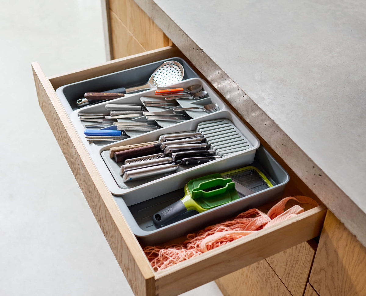 DrawerStore™ Expanding Tiered Cutlery, Utensil, Gadget & Knife Organizer