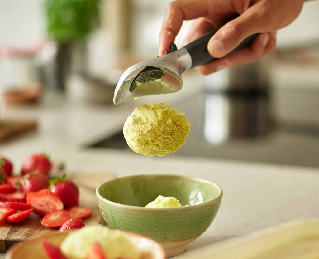 Elevate™ Gray Ice-cream Scoop