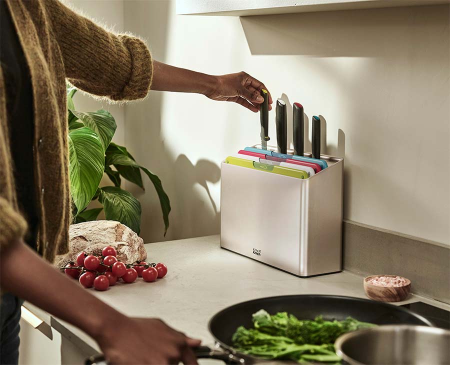 Folio™ Icon Plus 8-piece Multicolor Knife & Cutting Board Set