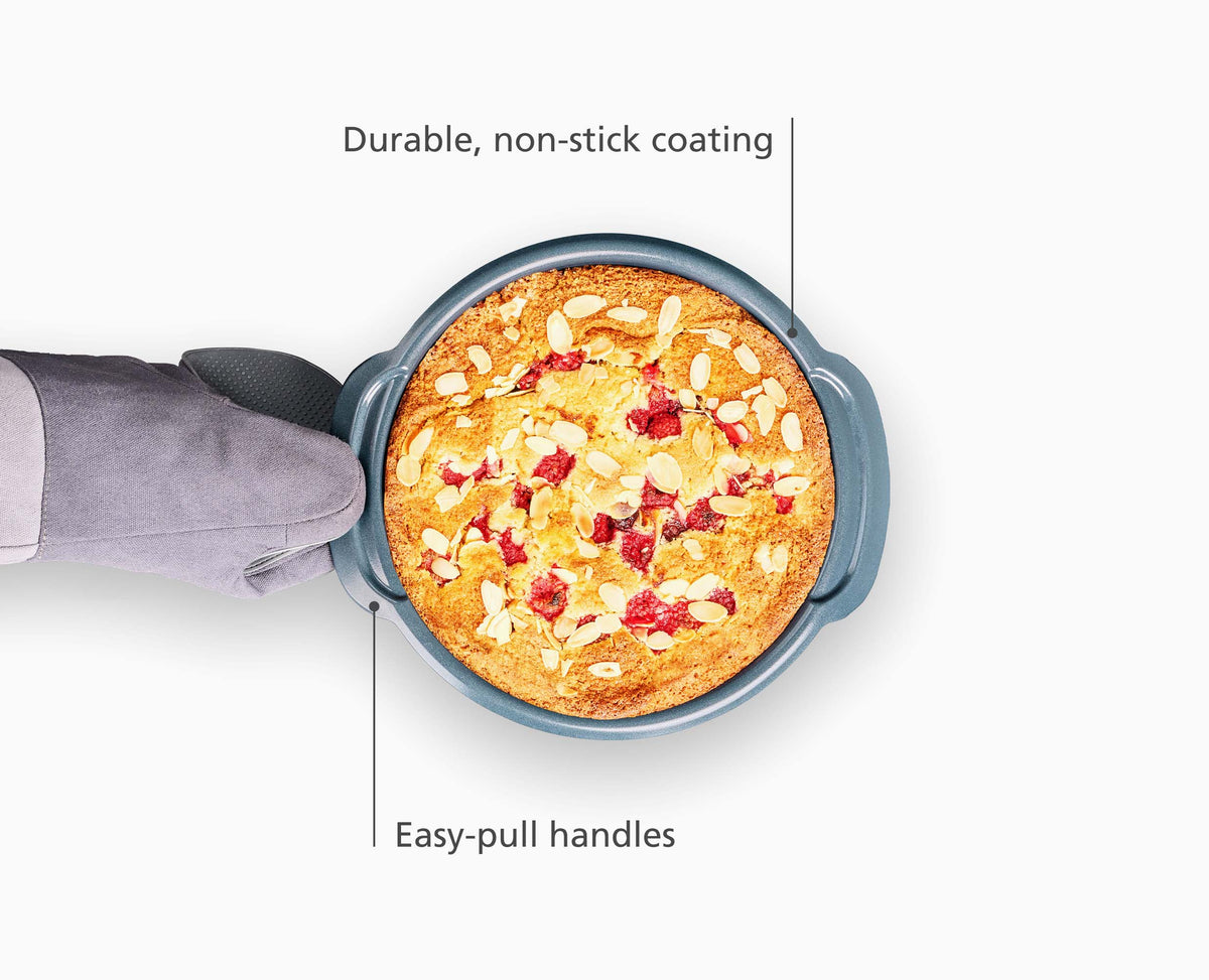 Nest™ Bake Non-Stick 9" Blue Round Cake Pan
