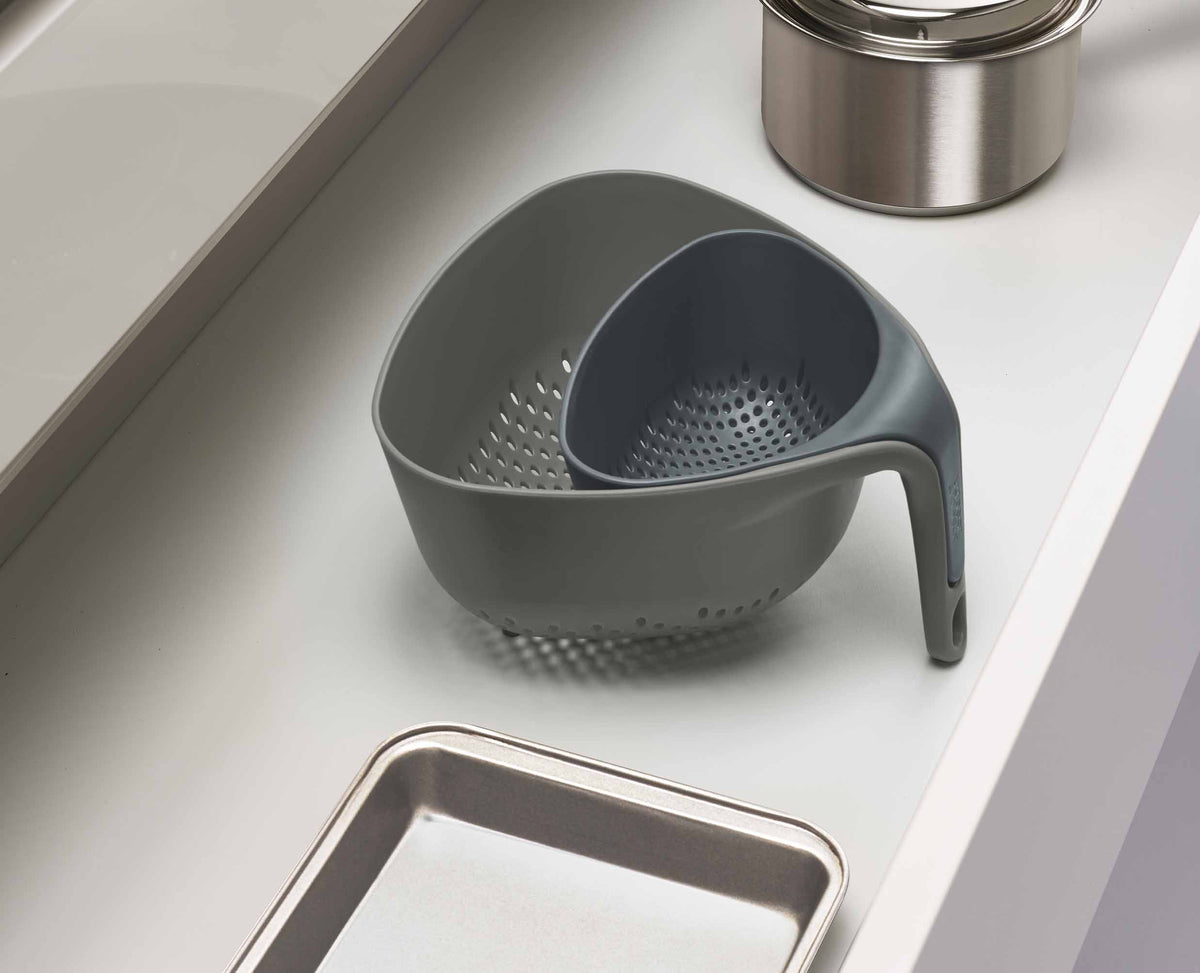 Nest™ 2-piece Gray Colander Set