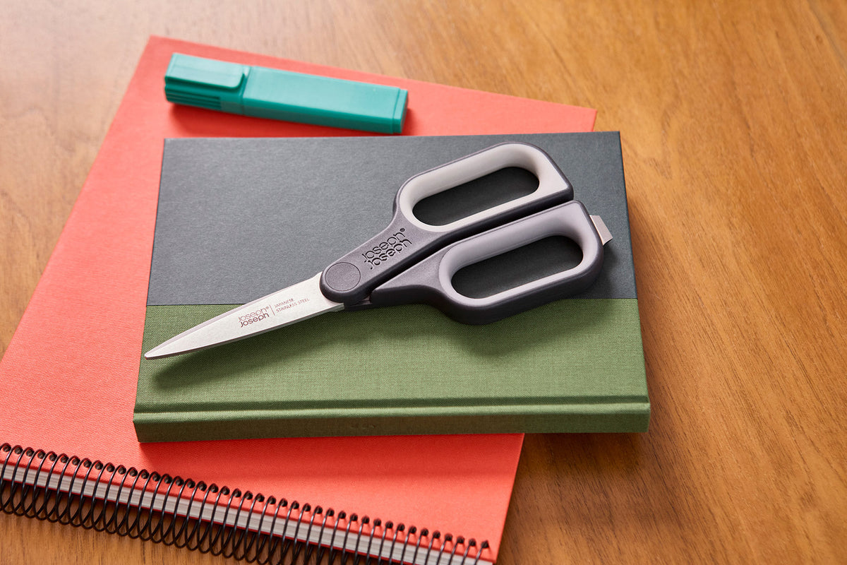 PlusCut™ Gray Scissors with Integrated Box Cutter