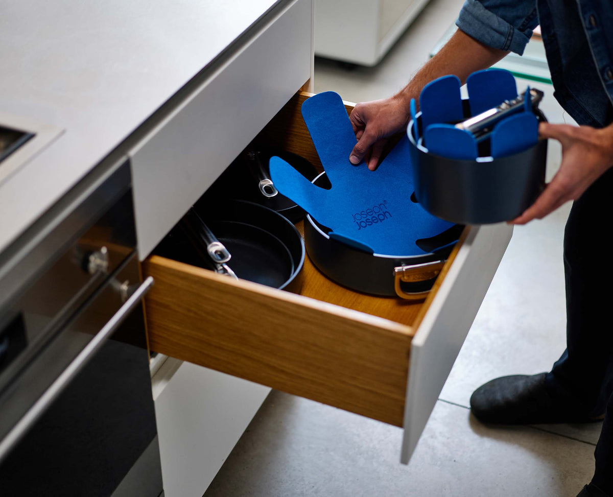 Space 3-piece Blue Felt Pan Protectors
