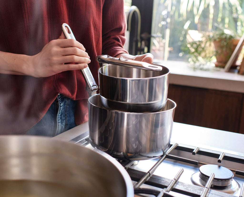 Space Steel Folding Handle 8-Piece Cookware Set