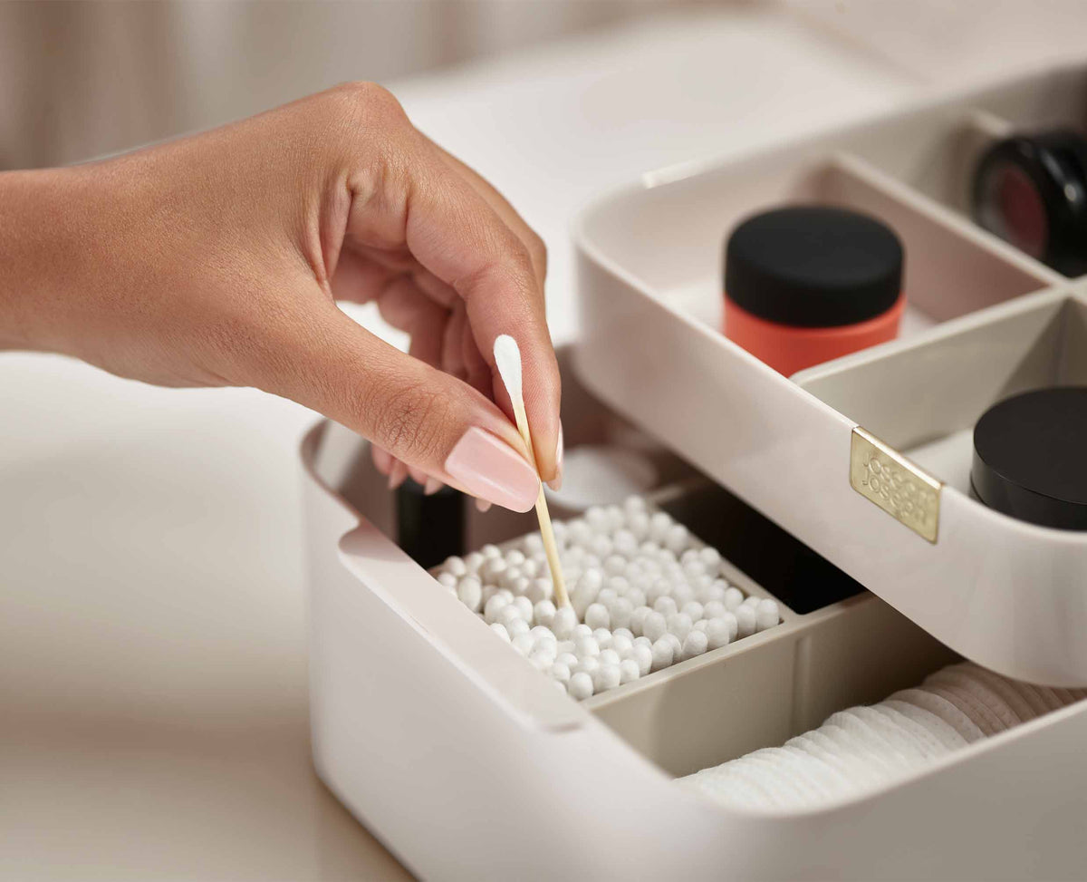 Viva Cosmetic Organizer with Drawer