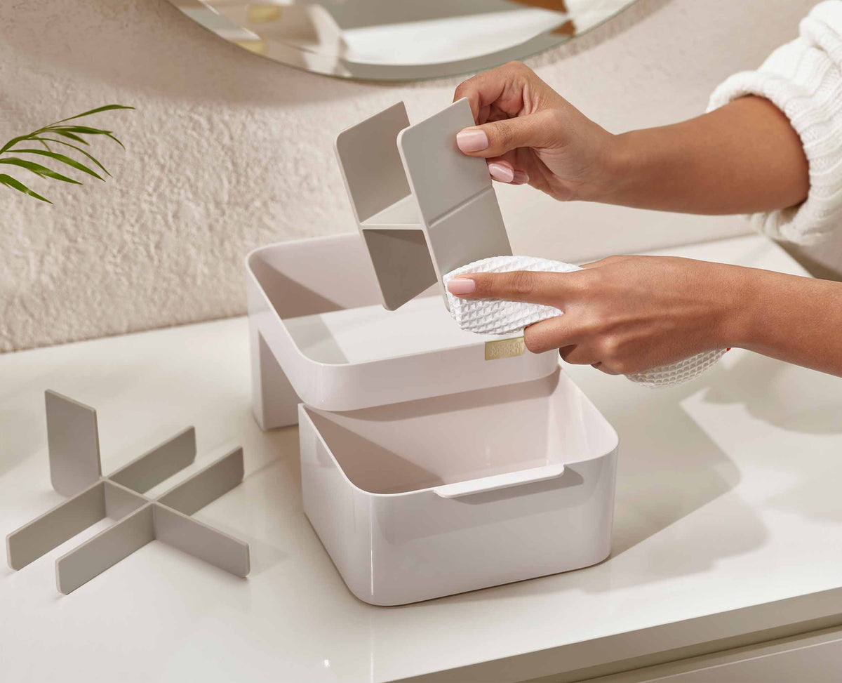 Viva Cosmetic Organizer with Drawer