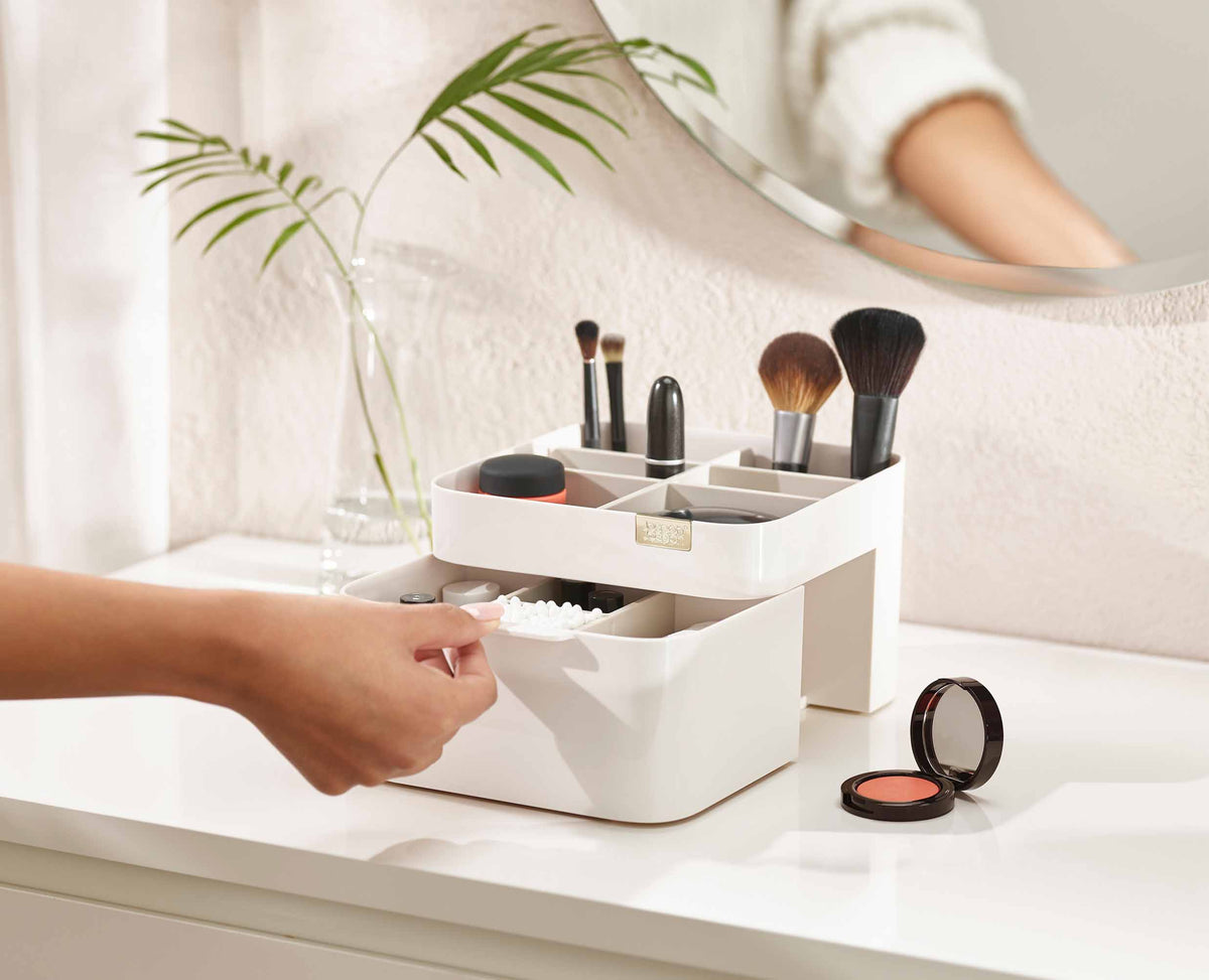 Viva Cosmetic Organizer with Drawer